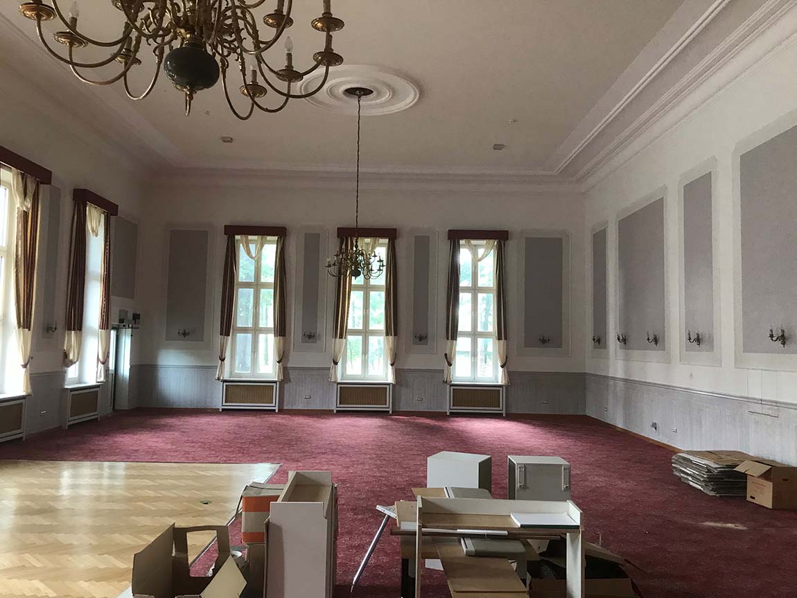 Ballsaal vor der Sanierung