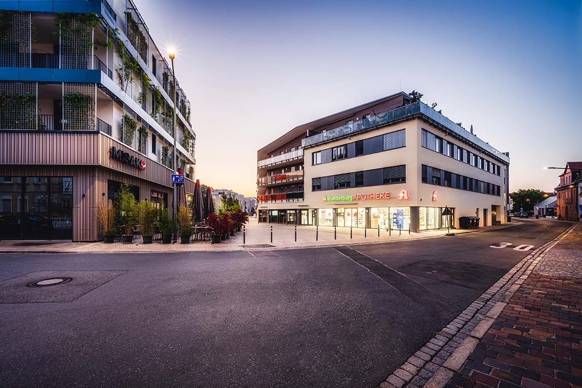 Apotheke, Arztpraxen und andere Einrichtungen machen diese Quartier lebenswert