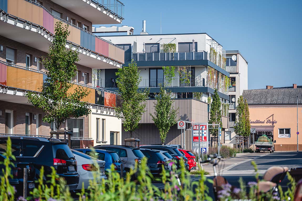 REWE-Markt im Ulanenpark in der Wunderburg Bamberg